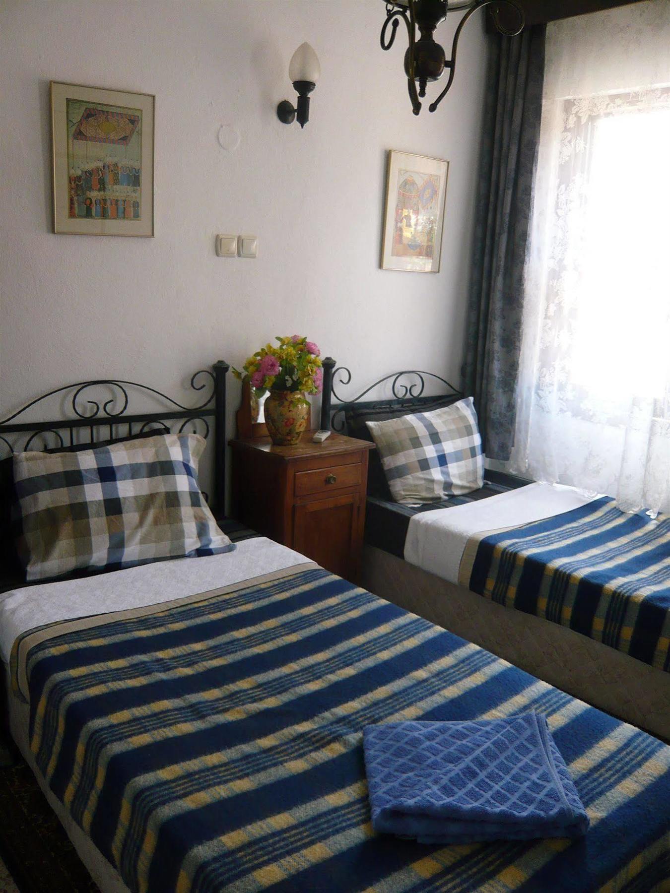 Anzac Golden Bed Pension Kusadası Exterior foto