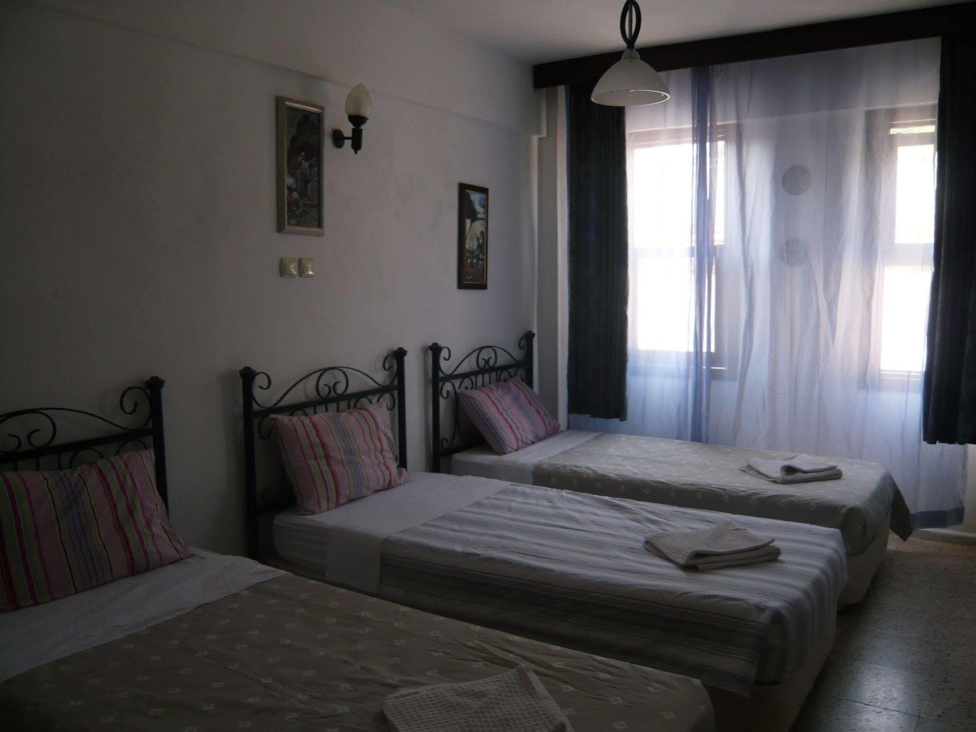 Anzac Golden Bed Pension Kusadası Exterior foto